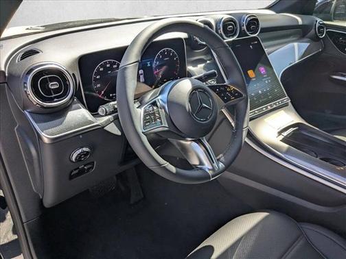 2026 Mercedes-Benz GLC 300 Base