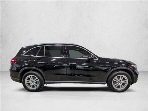 2025 Mercedes-Benz GLC 300 Base