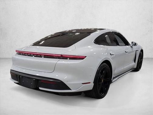 2020 Porsche Taycan Turbo