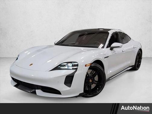 2020 Porsche Taycan Turbo