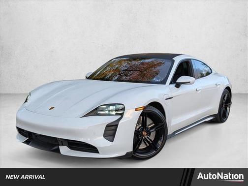 2020 Porsche Taycan Turbo