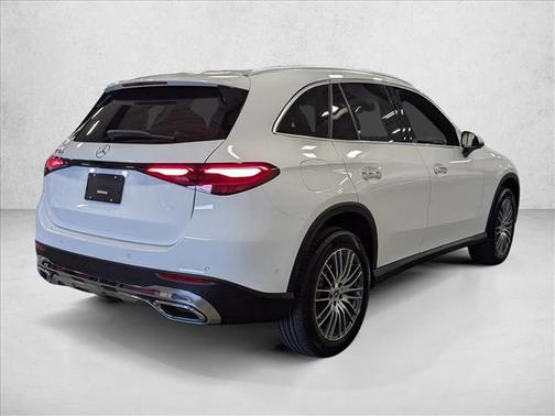 2026 Mercedes-Benz GLC 300 Base