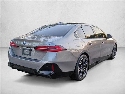 2026 BMW 550e xDrive