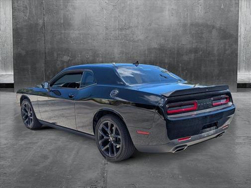 2021 Dodge Challenger SXT
