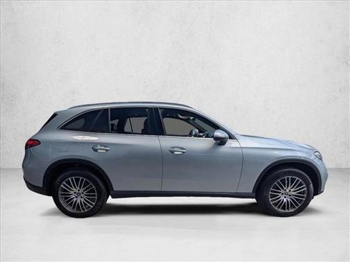 Cirrus Silver Metallic 2026 Mercedes-Benz GLC 300 Base