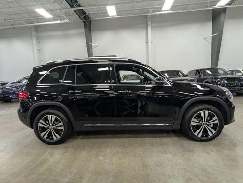 2025 Mercedes-Benz GLB 250 Base