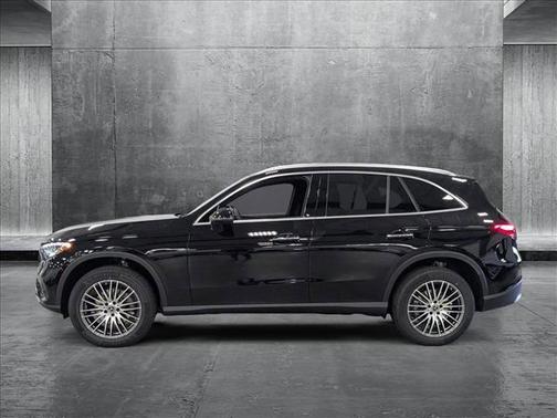 2025 Mercedes-Benz GLC 300 Base