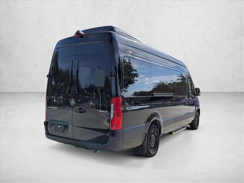 2025 Mercedes-Benz Sprinter 2500 High Roof