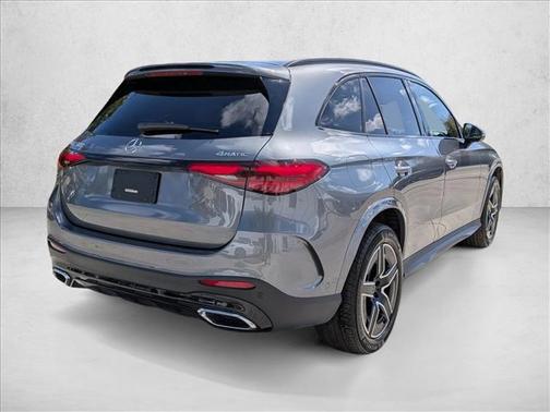 2023 Mercedes-Benz GLC 300 4MATIC