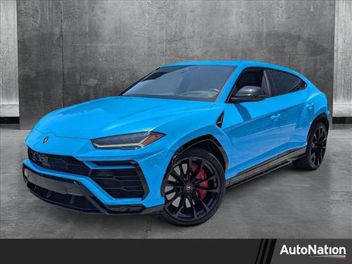 2022 Lamborghini Urus Graphite Capsule