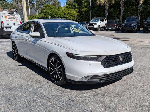2023 Honda Accord Hybrid Touring
