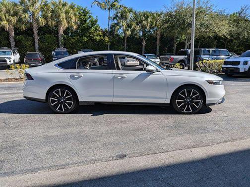 2023 Honda Accord Hybrid Touring