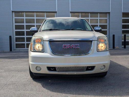 2010 GMC Yukon Denali
