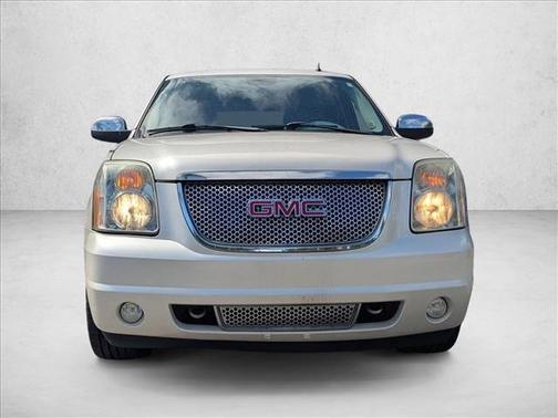 2010 GMC Yukon Denali