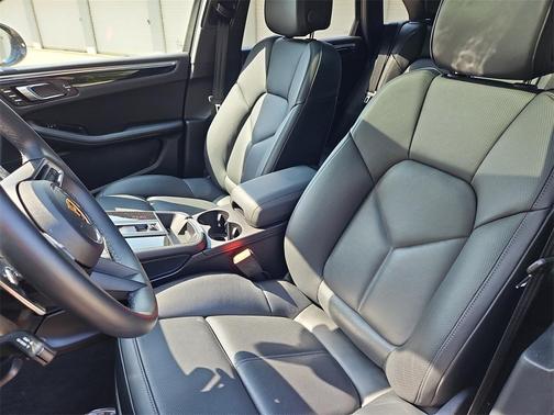 2024 Porsche Macan