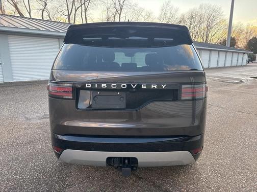 2024 Land Rover Discovery P360 Metropolitan Edition