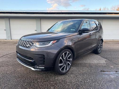 2024 Land Rover Discovery P360 Metropolitan Edition