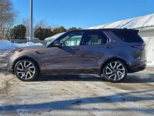 2024 Land Rover Discovery P360 Metropolitan Edition