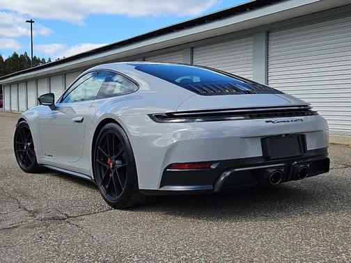 Chalk 2026 Porsche 911 Carrera 4 GTS