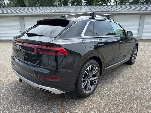 2024 Audi Q8 55 Premium