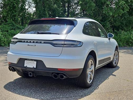 2021 Porsche Macan S