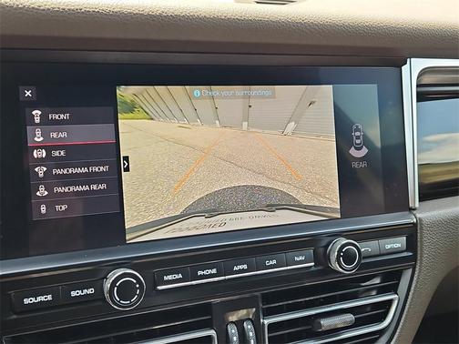 2021 Porsche Macan S