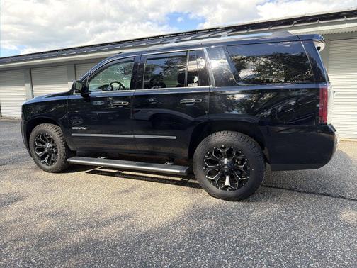 Onyx Black 2020 GMC Yukon Denali