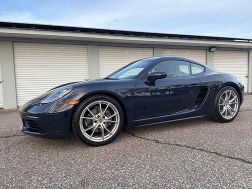 2017 Porsche 718 Cayman Base