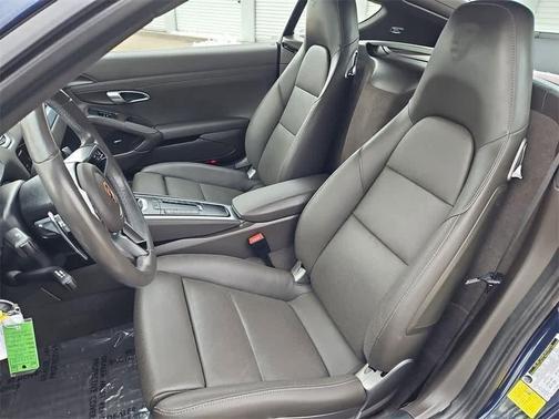 2017 Porsche 718 Cayman Base