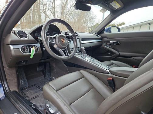 2017 Porsche 718 Cayman Base