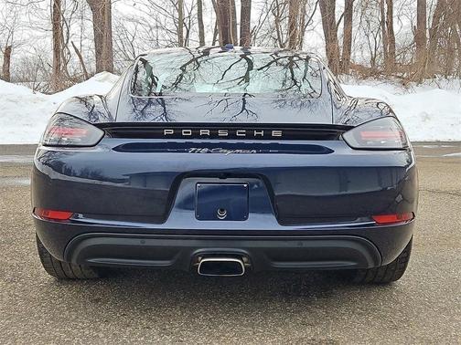 2017 Porsche 718 Cayman Base