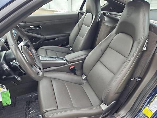 2017 Porsche 718 Cayman Base