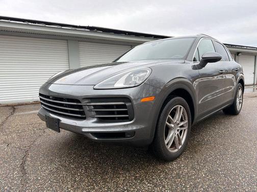 2023 Porsche Cayenne 