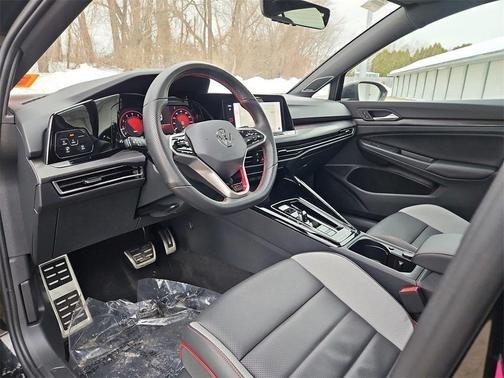 2024 Volkswagen Golf GTI 2.0T SE