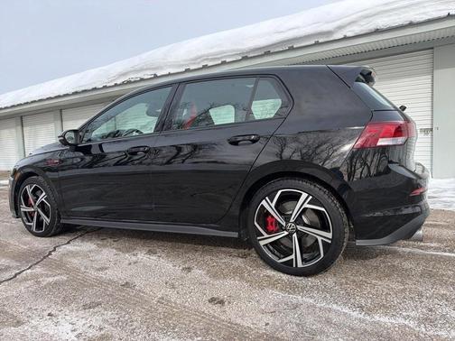 2024 Volkswagen Golf GTI 2.0T SE