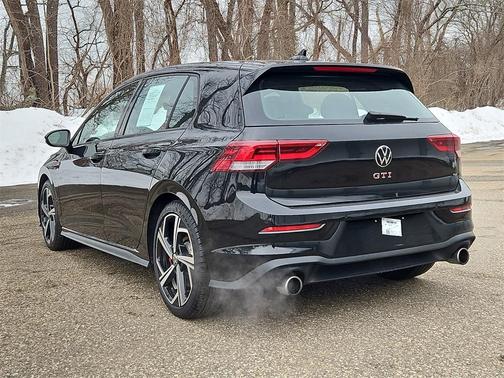 2024 Volkswagen Golf GTI 2.0T SE