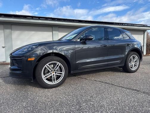 2025 Porsche Macan 