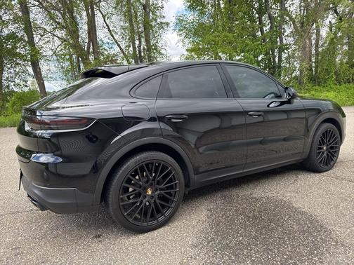 2021 Porsche Cayenne AWD