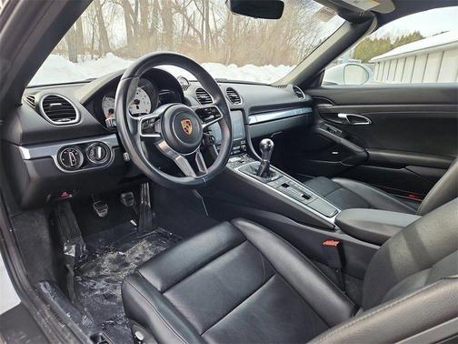 2024 Porsche 718 Boxster 