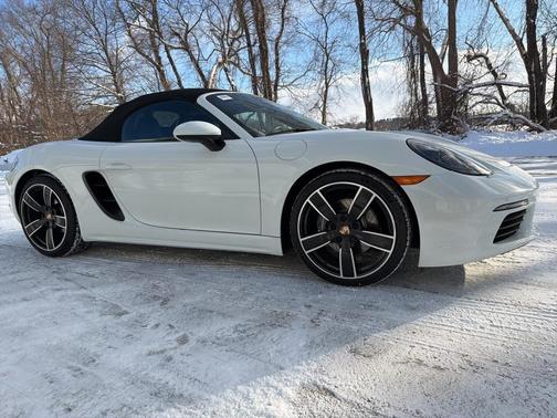 2024 Porsche 718 Boxster 