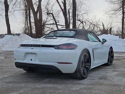 2024 Porsche 718 Boxster 