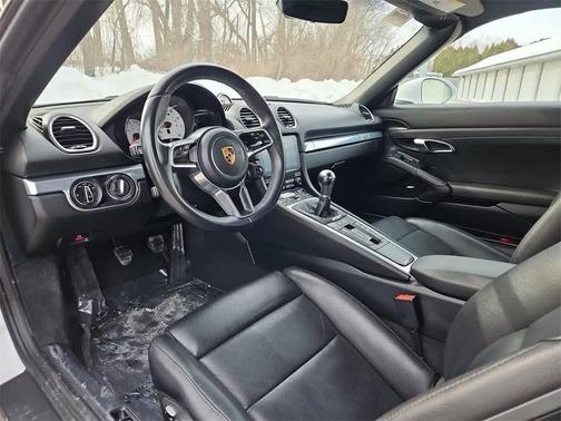 2024 Porsche 718 Boxster 