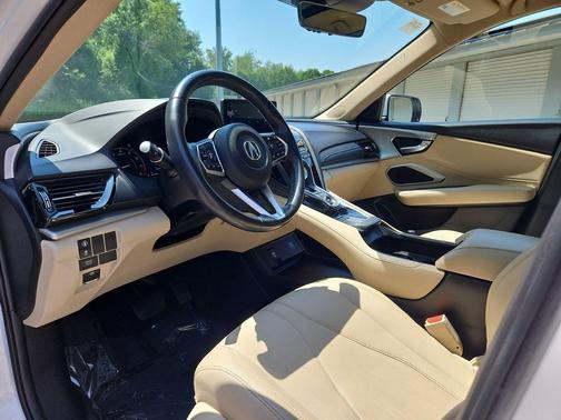 Platinum White Pearl 2023 Acura RDX Base