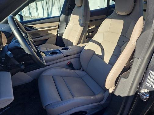 2025 Porsche Taycan 4S