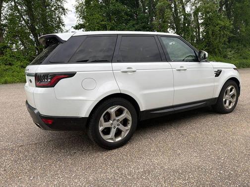 Fuji White 2018 Land Rover Range Rover Sport 3.0L Supercharged HSE