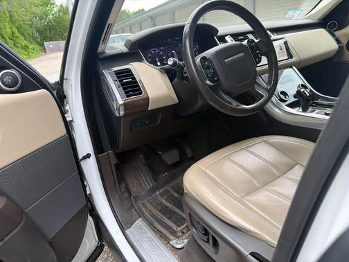 Fuji White 2018 Land Rover Range Rover Sport 3.0L Supercharged HSE