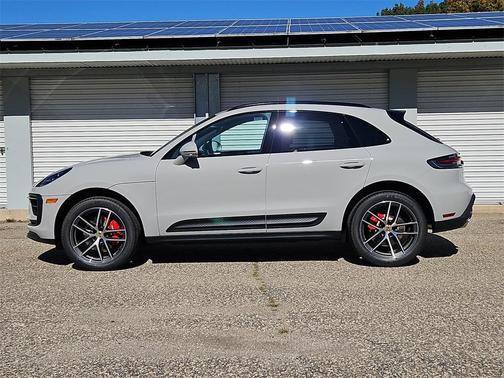 2026 Porsche Macan S