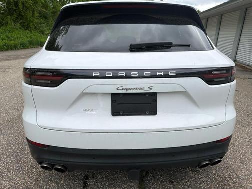 White 2023 Porsche Cayenne S