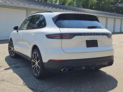 White 2023 Porsche Cayenne S
