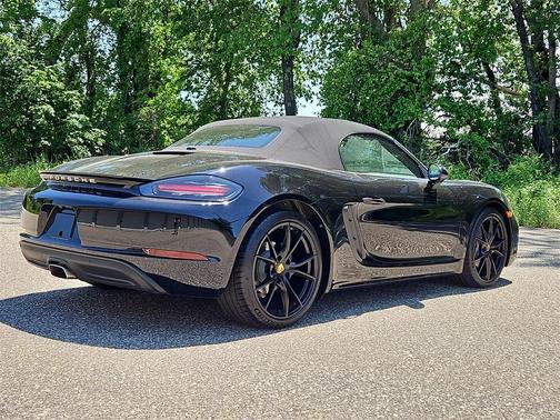 2024 Porsche 718 Boxster Base